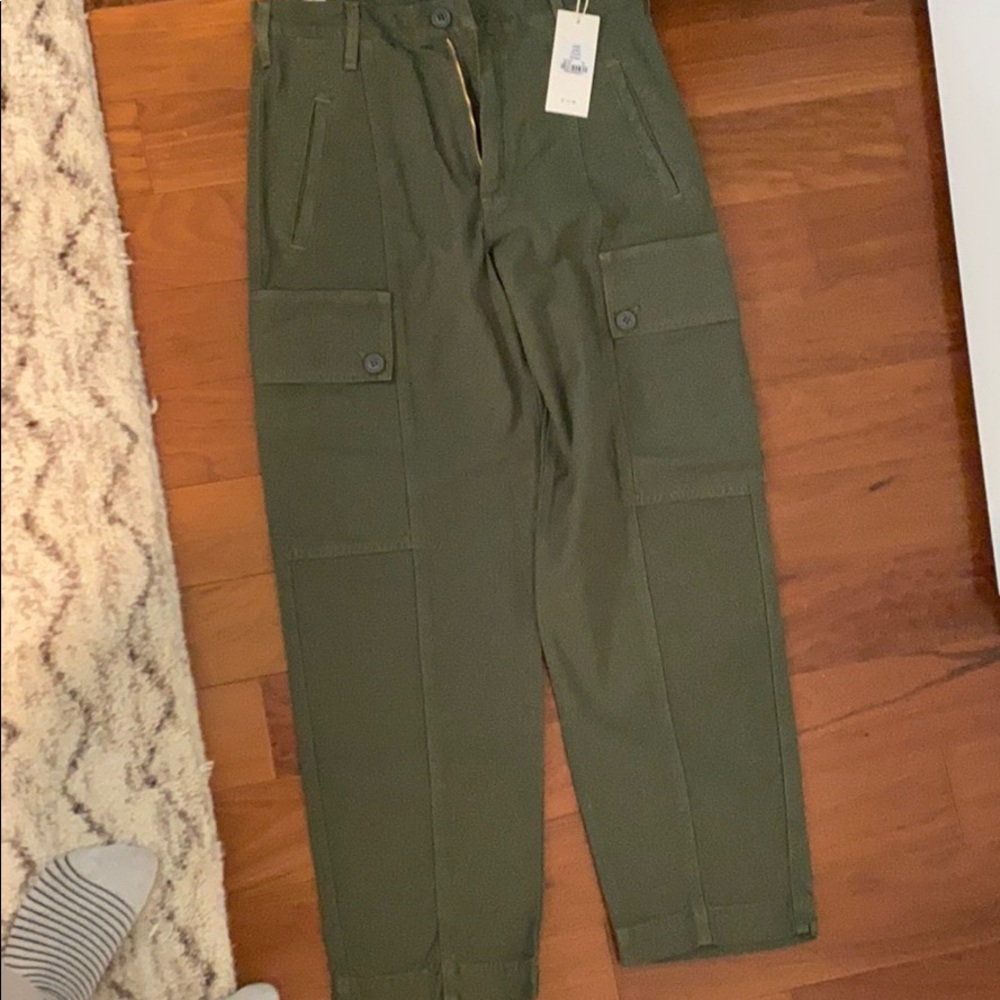 NEW WITH TAGS C of H surplus 24 cargo pants